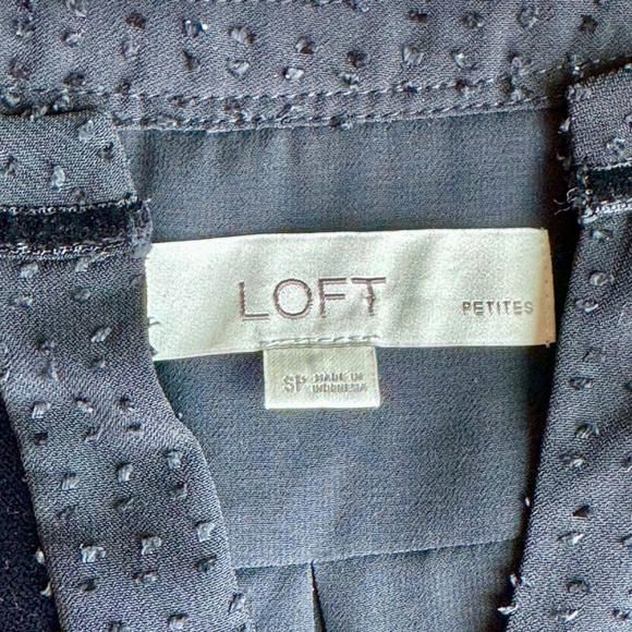 LOFT Petites Swiss Dot Velvet Trim Black Long Sleeve Blouse Size SP - Picture 6 of 11